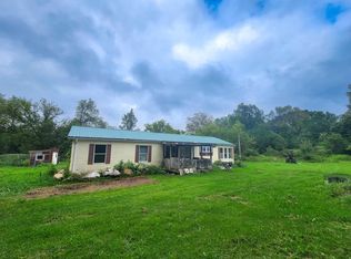 7266 N Eberhart Ave, Harrison, MI 48625