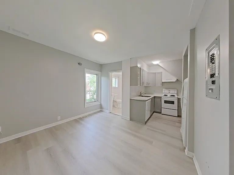 92 Marlborough Ave #3 — Photo 4