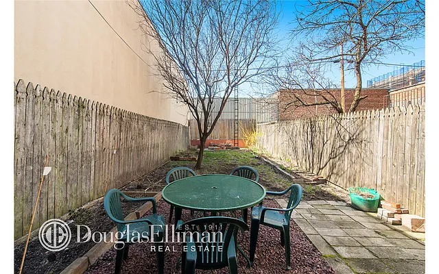 Rented by Douglas Elliman | media 4