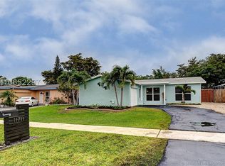 11711 NW 33rd St, Sunrise, FL 33323