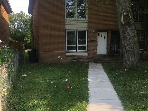 2nd image of 1325 Broadway Ave