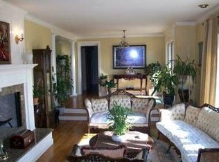 99 Woodcrest Dr, North Andover, MA 01845