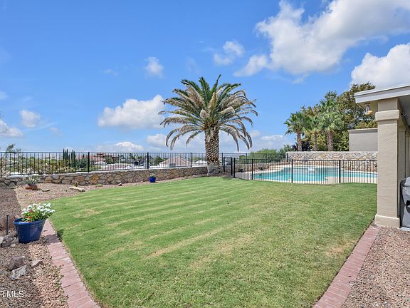 5th image of 6476 Calle Placido Dr