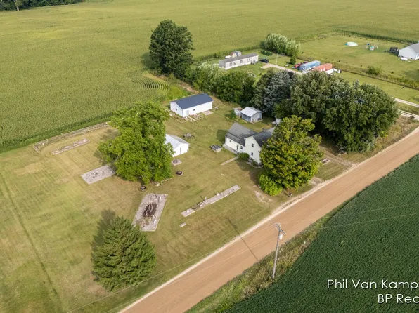 5262 Harwood Rd, Ionia, MI 48846