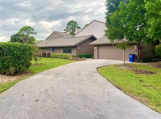 5610 Doral Dr, Sarasota, FL 34243