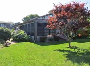 7 Surrey Ln, Chatham, MA 02633