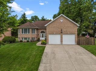 406 Lawndale Ct, Lebanon, OH 45036