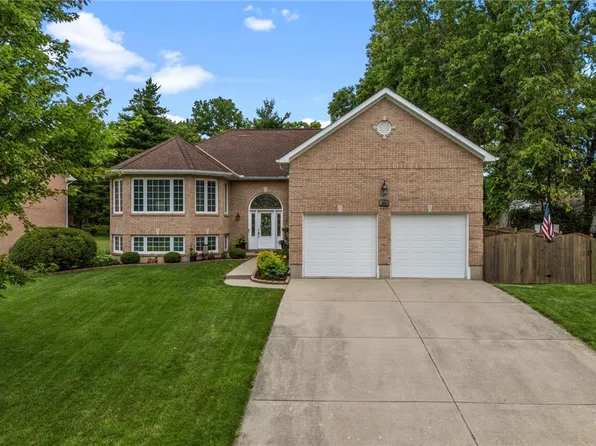 406 Lawndale Ct, Lebanon, OH 45036
