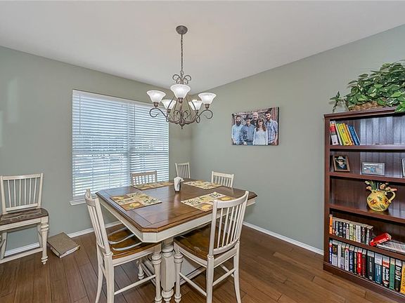 3rd image of 6001 Marsh Rail Dr