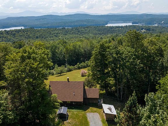 3rd image of 1383 Shadow Lake Road