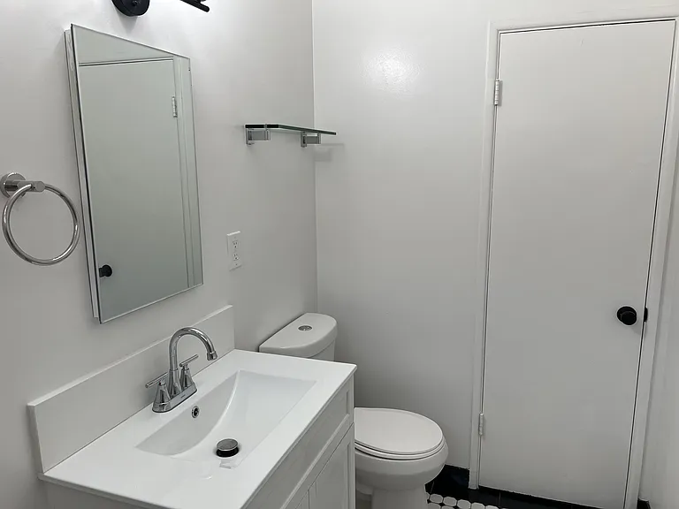 4463 Mentone St #5 — Photo 23
