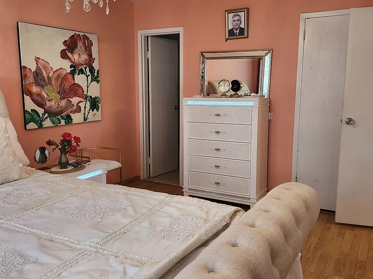 2400 NE 1st Ln #206 — Photo 8