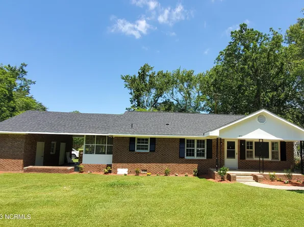 400 E Academy Street, Robersonville, NC 27871