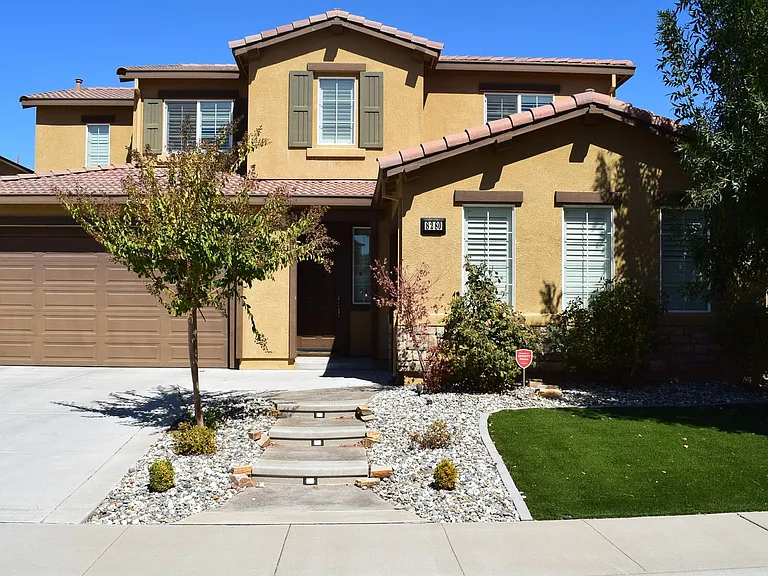 8280 Columbo Cir — Photo 1