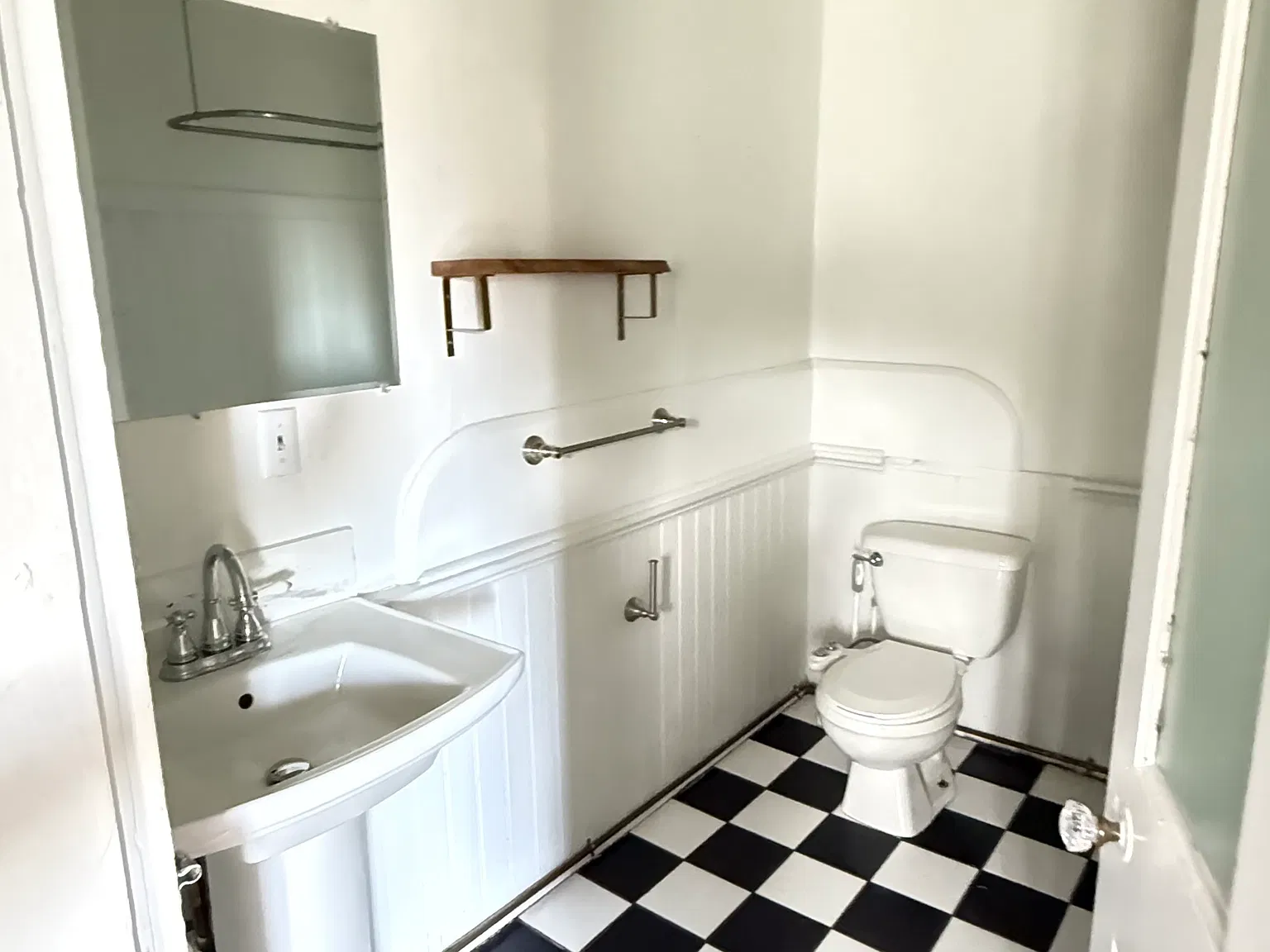 1 bed, 600 sqft, $1,145 — Photo 2