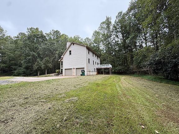 4th image of 5994 Cumming Hwy