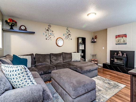 5th image of 12517 107th Avenue Ct E