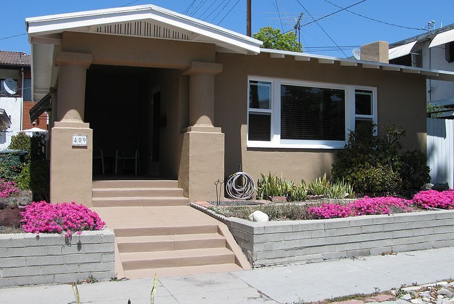 1st image of 409 E Doran St