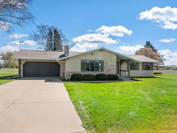 N8446 Apple Rd, Casco, WI 54205