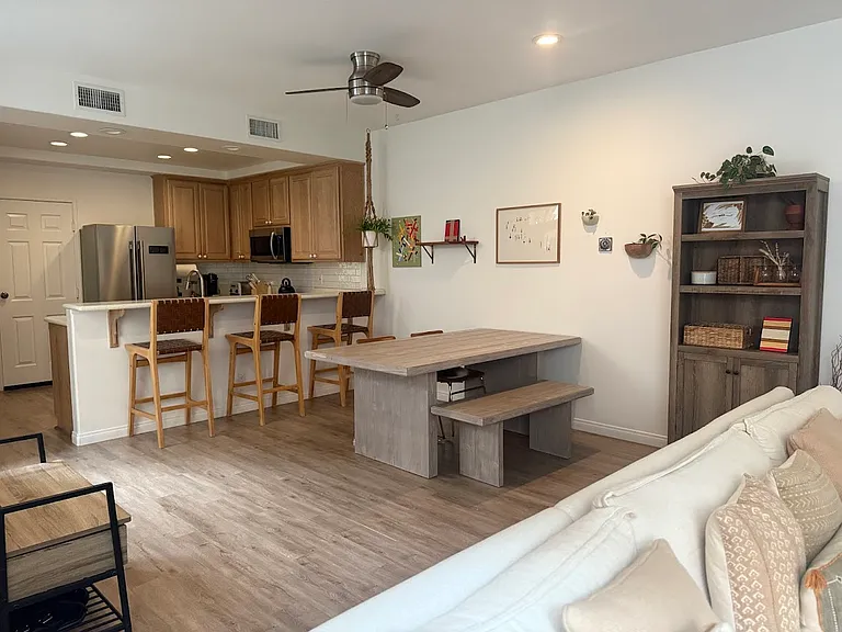 1049 Beryl St — Photo 8