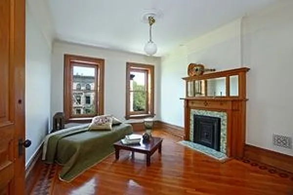 Sold by Douglas Elliman | media 26