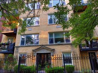 1212 W Roscoe St #2, Chicago, IL 60657