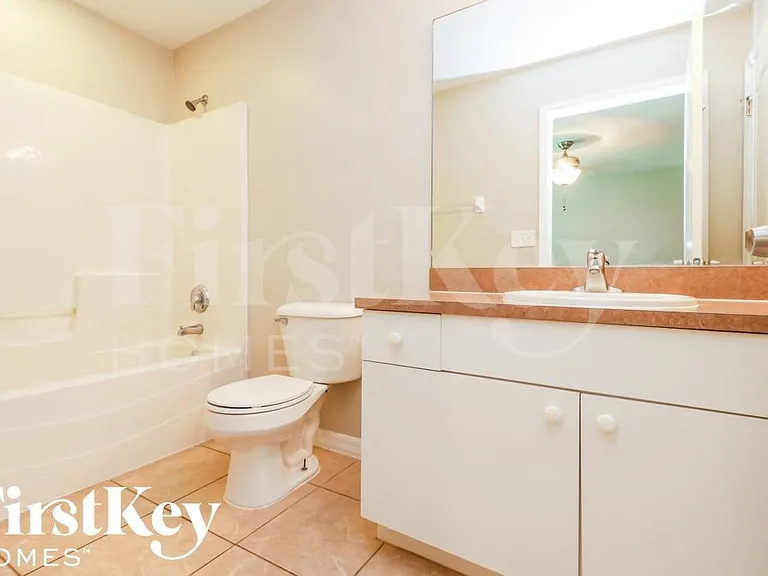 206 NE 16th Terrace Cpe — Photo 11
