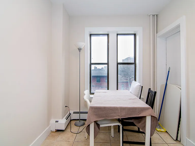 448 Park Dr #1X — Photo 4