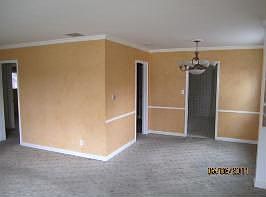3rd image of 3159 N Mountain View Ave