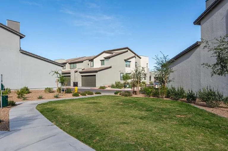494 Sonoma Range St — Photo 17