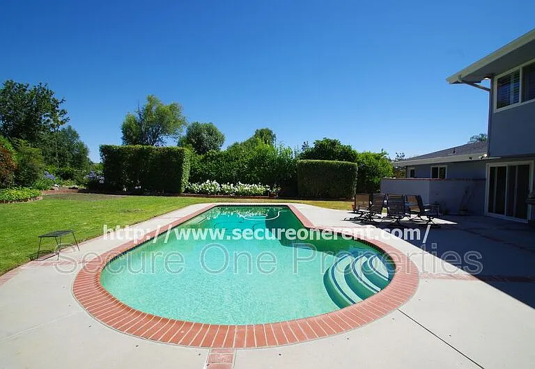 5827 Fairhaven Ave — Photo 34
