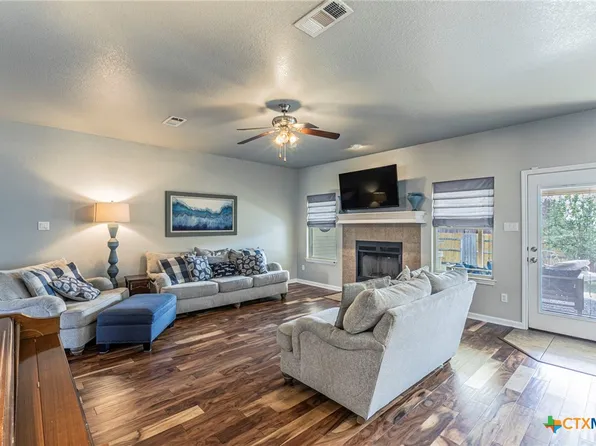 8515 Lamplight Ct, Temple, TX 76502