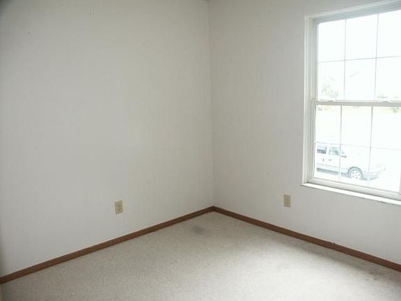 5th image of 6918 Brockland Dr
