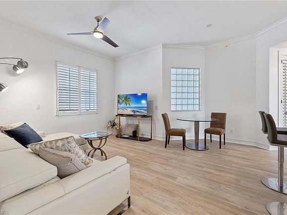 5th image of 805 Bentwater CIR #102
