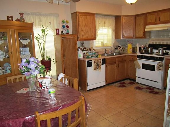 4th image of 37 Carmella Ct