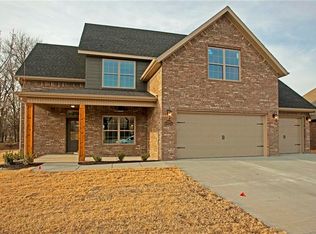 4406 SW Bermuda Ave, Bentonville, AR 72712