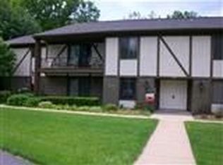 399 Quarry Ln NE UNIT B, Warren, OH 44483