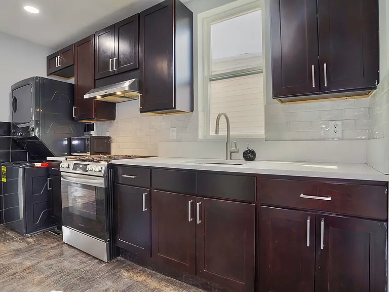 73 Wales Ave #2 — Photo 21