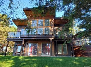 733 Berry Point Rd, Nanaimo, BC V0R1X1