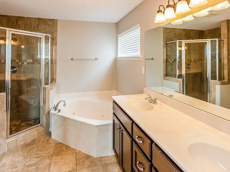 7911 Ridgedale Dr — Photo 15