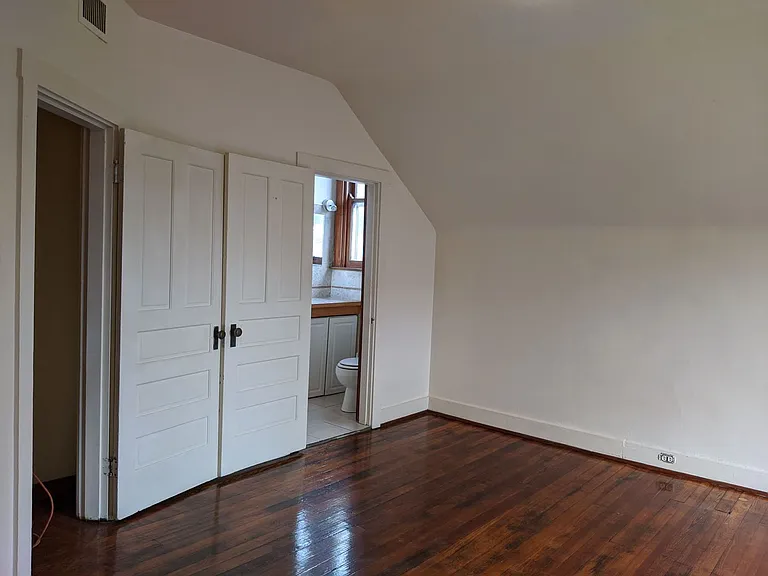 20 Wallace Avenue — Photo 8
