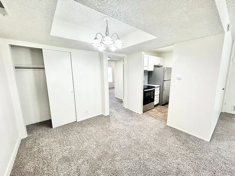 Foothill Terrace — Photo 125