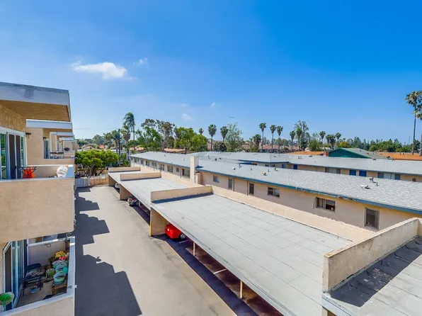 537 W Hyde Park Blvd