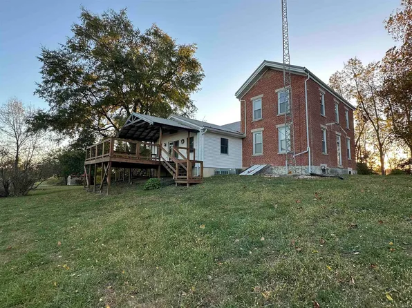 4757 N 400 E, Peru, IN 46970