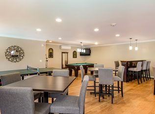 Villa Del Rio, Warwick, RI 02886