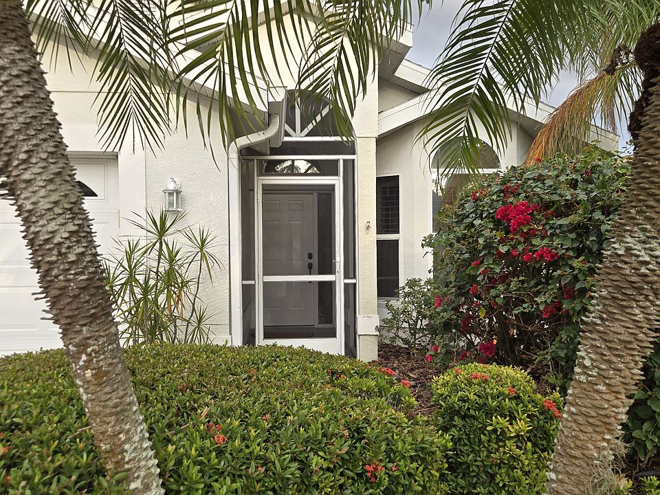 7492 Eleanor Cir, Sarasota, FL 34243 | Zillow