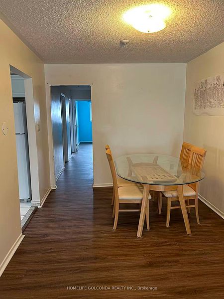 Toronto House for rent - 3 Bedrooms — photo 7