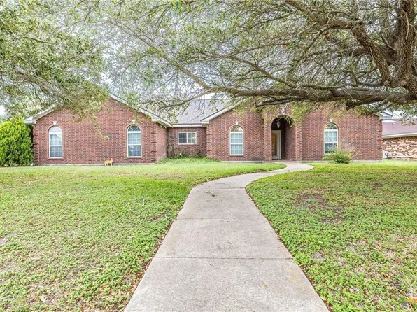 5 Las Brisas Pl, Port Lavaca, TX 77979