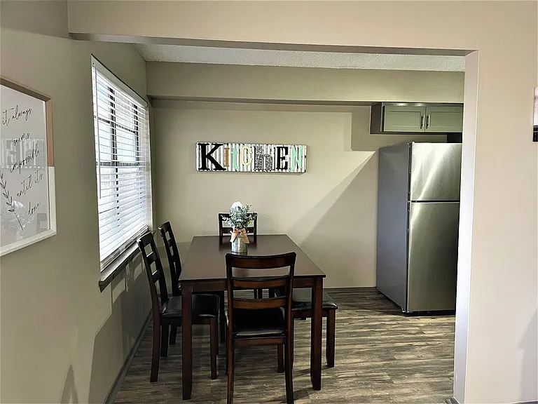 302 Allen St #13 — Photo 11