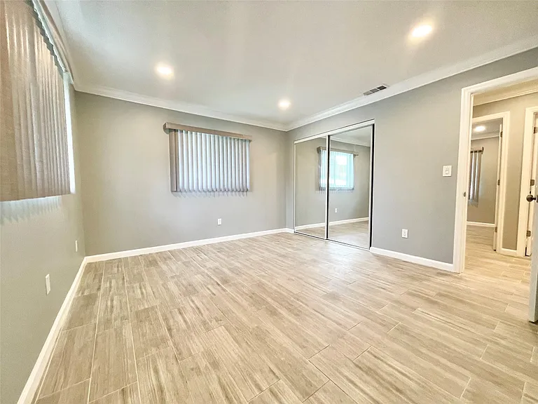 3509 NW 25th Way — Photo 5